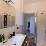 Bright & Lovely Flat M1 Carducci Molinette 250m Apartamento
