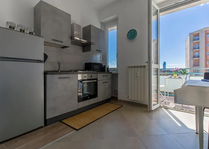 Bright & Lovely Flat M1 Carducci Molinette 250m Apartamento Turín