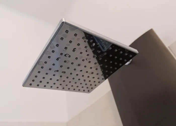 Bright & Lovely Flat M1 Carducci Molinette 250m Apartament