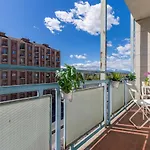 Bright & Lovely Flat M1 Carducci Molinette 250m Lägenhet Turin