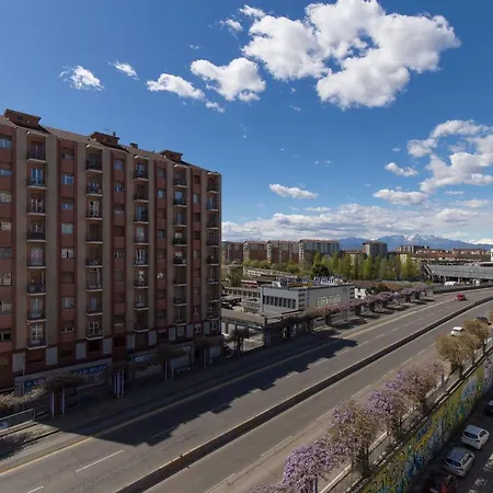 Lejlighed Bright & Lovely Flat M1 Carducci Molinette 250m *